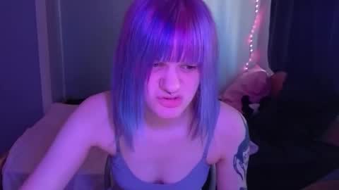 Snapshot of elieiza_xo chatting on 03-27-26, 09:10 elieiza_xo online show from 03-27-26, 09:10