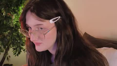 Ellie online show from 11-20-25, 05:29