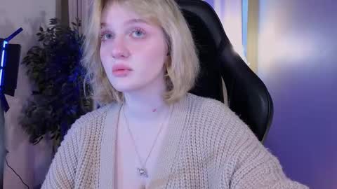 Ellie online show from 03-07-26, 05:15