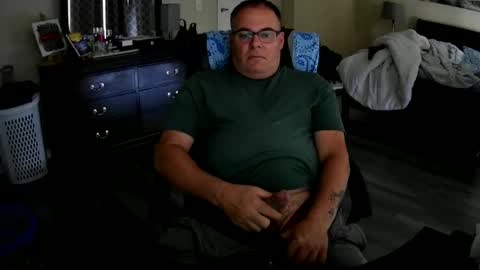 elierpons73 online show from 06-01-26, 06:31