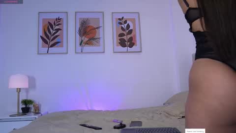 E L I I Z A B E T H   online show from 12-15-25, 11:42