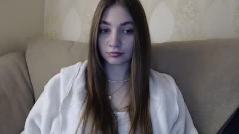 Snapshot of eliizabethhh chatting on 02-15-26, 04:03 eliizabethhh online show from 02-15-26, 04:03