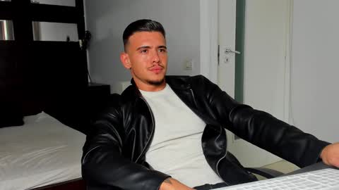 ElijahThorne online show from 03-26-26, 07:14