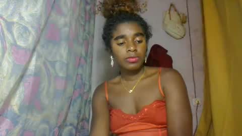 elina981 online show from 05-01-26, 01:05