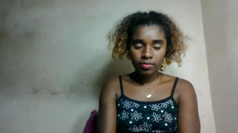 elina981 online show from 06-17-26, 03:13