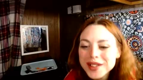 Snapshot of elinalaverins chatting on 06-25-26, 05:12 Elina online show from 06-25-26, 05:12