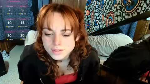 Snapshot of elinalaverins chatting on 07-19-26, 05:00 Elina online show from 07-19-26, 05:00