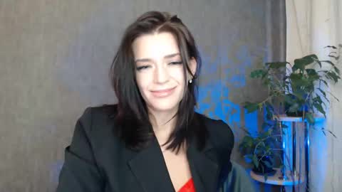 Elina online show from 04-19-26, 10:45