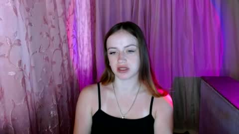Snapshot of elinastar chatting on 06-25-26, 06:29 ElinaStar online show from 06-25-26, 06:29