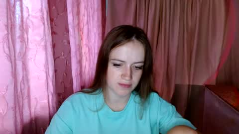 Snapshot of elinastar chatting on 07-25-26, 10:57 ElinaStar online show from 07-25-26, 10:57