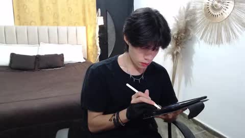 Snapshot of elio_collem chatting on 11-03-25, 08:26 ELIO online show from 11-03-25, 08:26