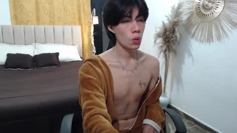 Snapshot of elio_collem chatting on 11-06-25, 08:26 ELIO online show from 11-06-25, 08:26