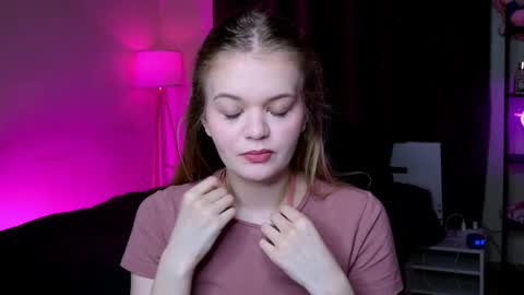 Elly online show from 01-18-26, 03:10