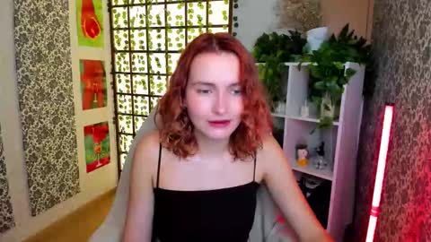 Elis  online show from 09-13-25, 01:49