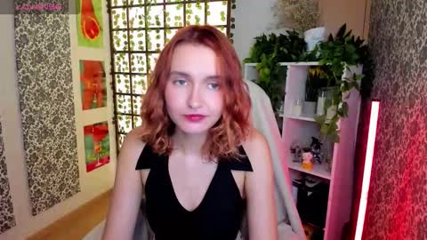 Elis  online show from 09-17-25, 02:35
