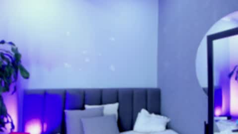 Elisa online show from 12-07-24, 03:47