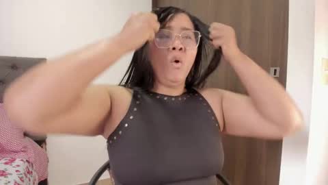      online show from 09-29-25, 04:12