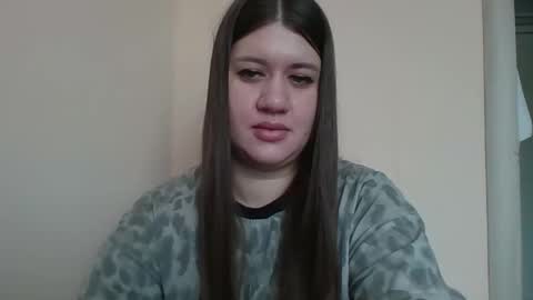 Aletta Oushen online show from 01-25-25, 10:51