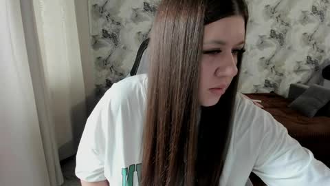 Aletta Oushen online show from 05-23-26, 09:24