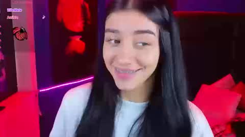 Snapshot of elisa_soul chatting on 09-13-25, 01:22 Elisa Soul online show from 09-13-25, 01:22