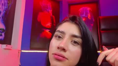 Snapshot of elisa_soul chatting on 09-16-25, 02:40 Elisa Soul online show from 09-16-25, 02:40