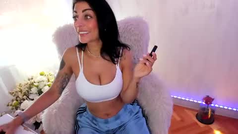 Maria online show from 06-17-26, 04:59