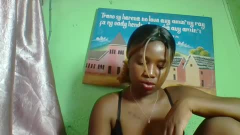 elisabeth2525 online show from 01-19-25, 09:11