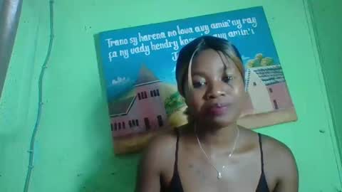 elisabeth2525 online show from 01-22-25, 06:52