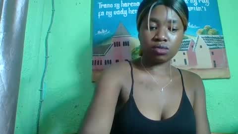 elisabeth2525 online show from 01-28-25, 07:21