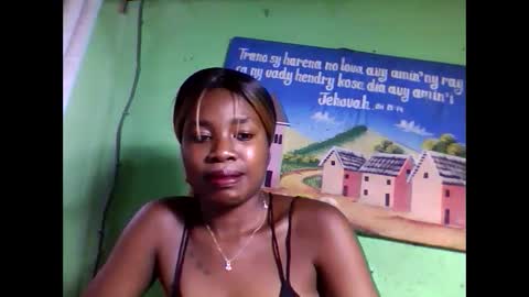 elisabeth2525 online show from 02-01-25, 01:55