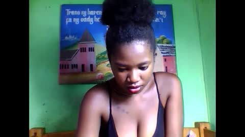 elisabeth2525 online show from 02-07-25, 08:22