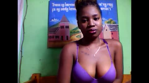 elisabeth2525 online show from 02-10-25, 09:58