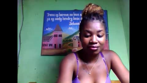 elisabeth2525 online show from 02-10-25, 11:45