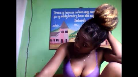 elisabeth2525 online show from 02-12-25, 02:35