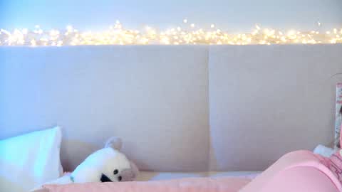 Snapshot of elisabethdavis chatting on 01-18-25, 05:15 ElisabethDavis online show from 01-18-25, 05:15