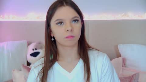 Snapshot of elisabethdavis chatting on 03-07-25, 08:44 ElisabethDavis online show from 03-07-25, 08:44