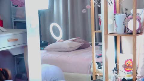 Snapshot of elisabethdavis chatting on 03-08-25, 03:35 ElisabethDavis online show from 03-08-25, 03:35