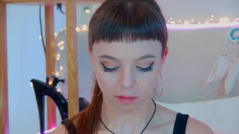 Snapshot of elisabethdavis chatting on 09-15-25, 05:13 ElisabethDavis online show from 09-15-25, 05:13