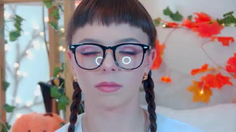 Snapshot of elisabethdavis chatting on 09-28-25, 03:17 ElisabethDavis online show from 09-28-25, 03:17