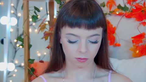 Snapshot of elisabethdavis chatting on 10-05-25, 03:21 ElisabethDavis online show from 10-05-25, 03:21