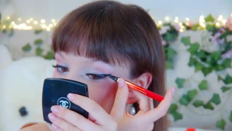 Snapshot of elisabethdavis chatting on 04-12-26, 03:06 ElisabethDavis online show from 04-12-26, 03:06