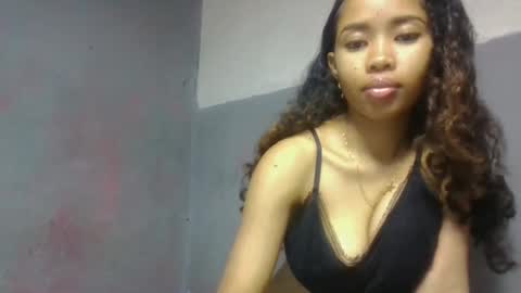 Snapshot of elisabethee chatting on 04-10-26, 09:41 elisabethee online show from 04-10-26, 09:41