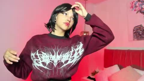 elisabethflores online show from 06-22-26, 07:00