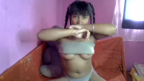 elisah01 online show from 06-19-26, 05:23