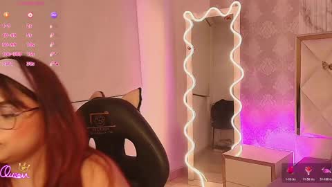 elisahoney_tay online show from 05-13-26, 03:48