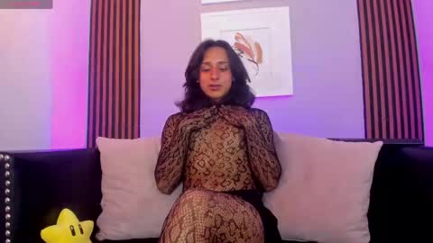 Elisa Sue online show from 05-17-26, 03:15