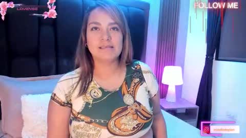 Snapshot of elise_leyton chatting on 11-11-25, 10:21 ELISE LEYTON online show from 11-11-25, 10:21
