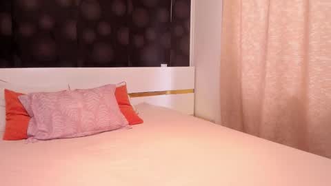 Elly online show from 10-06-25, 08:01