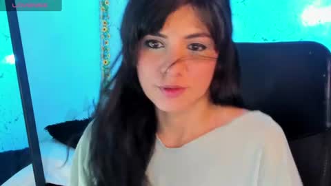E L I S S A online show from 06-16-26, 01:08