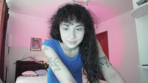Snapshot of elisskriter chatting on 07-30-26, 12:15 Eliss online show from 07-30-26, 12:15
